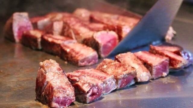 【おすすめ】通販でお取り寄せできる人気ステーキ肉5選【肉汁ジューシー！】