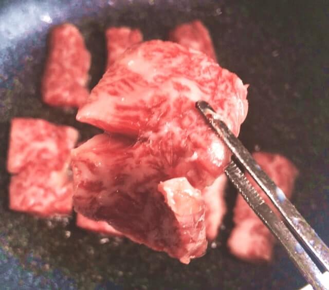 『飛騨牛・国産豚肉バーベキューセット1kg』を調理
